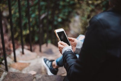 Hoe kun je het best voor je telefoon zorgen? Tips om de levensduur te verlengen!