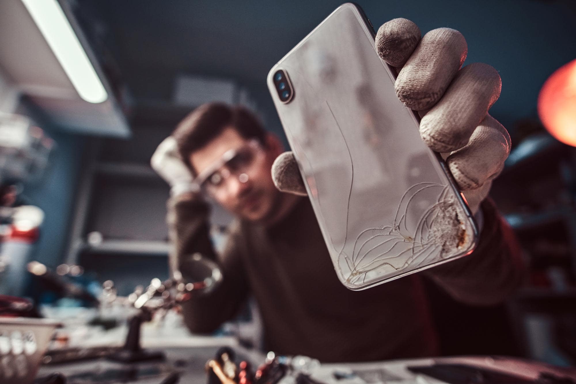 Hoe maak je van je smartphone reparatiebedrijf aan huis een succes?